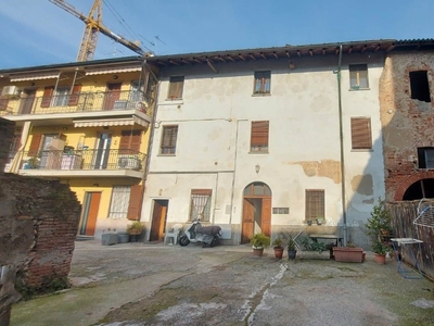 Quadrilocale in Piazza San Francesco D'Assisi, Pozzuolo Martesana