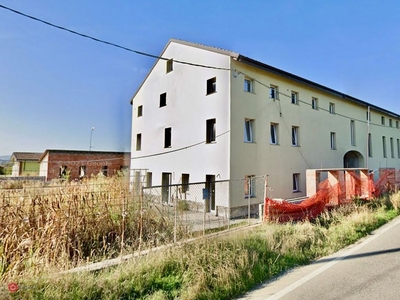Rustico/Casale in Vendita in Strada Certosino 9 a Parma