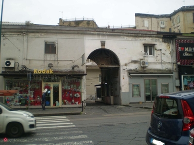 Negozio/Locale commerciale in Vendita in Via Casanova 49 c a Napoli