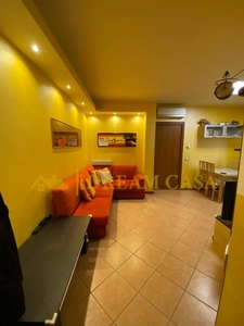 Trilocale in Via torrente molgora, Cassina de' Pecchi, 1 bagno, 80 m²