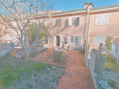 Villa a schiera in Via Del Monte Cerviano, 97, Deruta (PG)