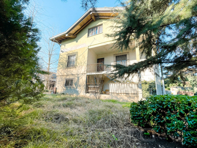 villa in vendita a Bellinzago Novarese