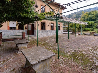 Villa singola in Strada Comunale di Pecetto, Torino, 16 locali, 523 m²