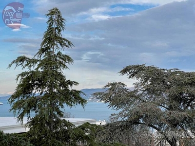 Vista mare a San Vito Ultimo piano di ampia metrat