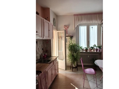 Appartamento in vendita a Biella, Frazione Centro città