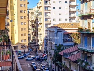 Appartamento in vendita a Catania - Zona: Viale M. Rapisardi - Lavaggi