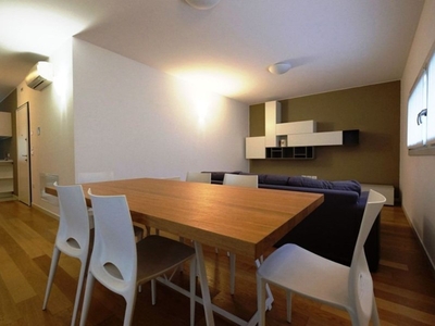 Appartamento in Vendita a Pordenone, zona Centro, 340'000€, 170 m², arredato