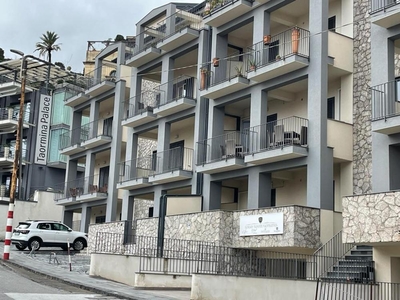 appartamento in vendita a Taormina
