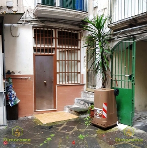 Appartamento in Vendita in Corso Giuseppe Garibaldi a Napoli