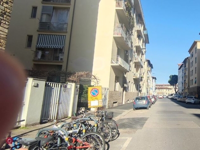 Appartamento in Vendita in FILIPPO DEGLI UGONI 19 a Firenze