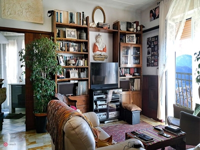 Appartamento in Vendita in Via Burlando a Genova