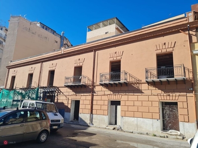 Appartamento in Vendita in Via Crociferi a Palermo