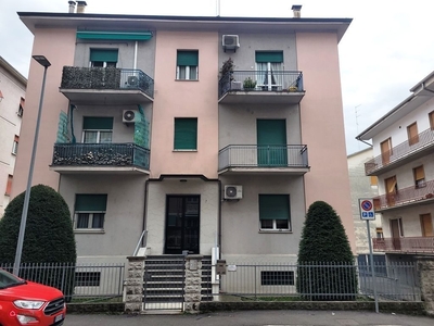 Appartamento in Vendita in Via Donatello 1 a Parma