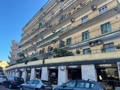 Appartamento in Vendita in Via Gabriele Jannelli a Napoli