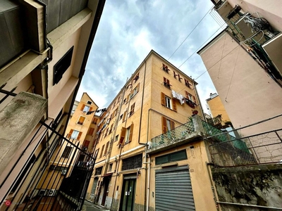 Appartamento in Vendita in Via Gaetano Donizetti a Genova