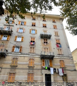 Appartamento in Vendita in Via Lodovico Ariosto 1 a Genova