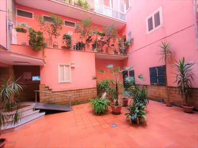 Appartamento in Vendita in Via Pitrè Giuseppe a Palermo