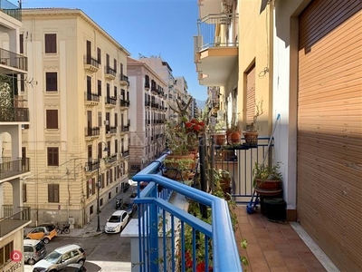 Appartamento in Vendita in Via Quintino Sella a Palermo