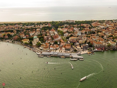 Appartamento in Vendita in Via S.GALLO a Venezia