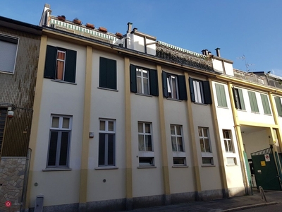 Appartamento in Vendita in Via Ugolini 10 a Milano