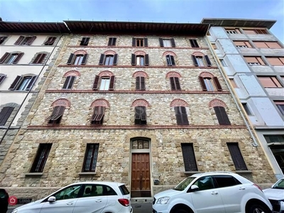 Appartamento in Vendita in Via XXIV Maggio a Firenze