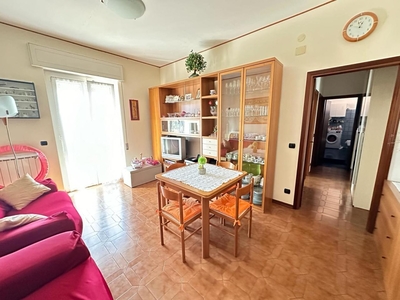 Appartamento in Via Aldo Moro - Luni Mare, Ortonovo
