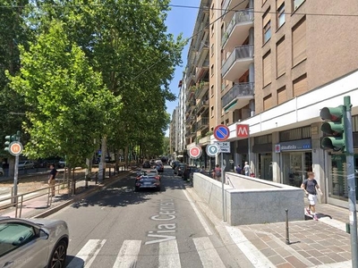 Appartamento in Via Cenisio , 8, Milano (MI)