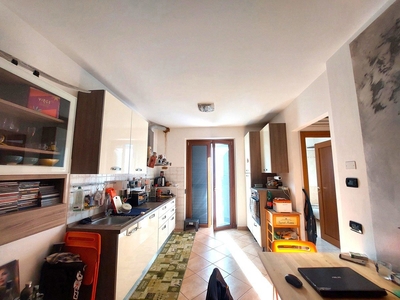 Appartamento in Via Luigi Einaudi, 37 A, Marino (RM)