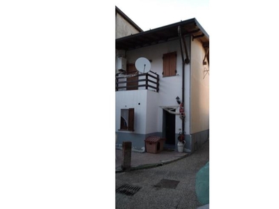 Casa indipendente in vendita a Ciserano, Via Circonvallazione Est 1