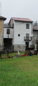 Casa indipendente in Vendita a Parodi Ligure Via San Remigio