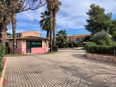Casa indipendente in Vendita in Via himera a Campofelice di Roccella