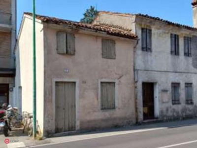 Casa indipendente in Vendita in Via Roma a Salzano