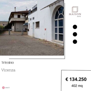 Palazzo in Vendita in Via Stazione 34 a Trissino