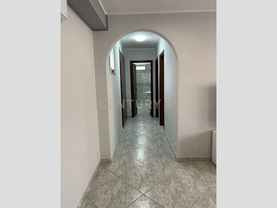 Trilocale in Vendita a Messina, 50'000€, 81 m², arredato
