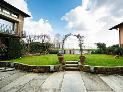 Villa in affitto a Bergamo - Zona: Valverde
