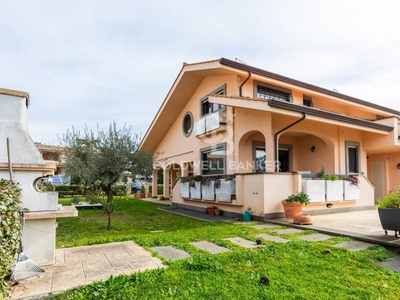 villa in vendita a Valle muricana