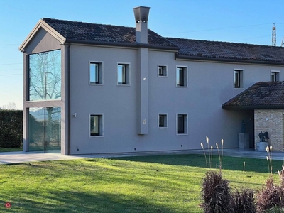 Villa in Vendita in a Jesolo