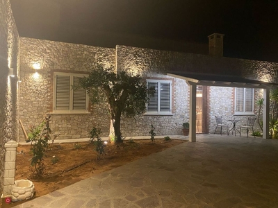 Villa in Vendita in a Terrasini