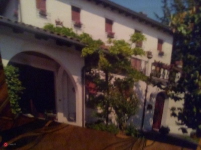 Villa in Vendita in Viale Pordenone 46 a Portogruaro