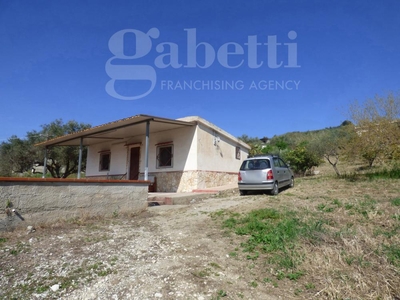 villa indipendente in vendita a Misilmeri