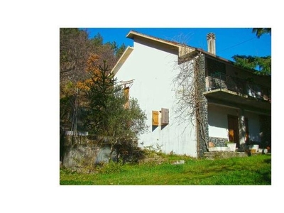 Villa in vendita a Sesta Godano, Frazione Santa Maria