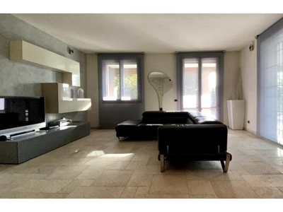 Villa in vendita a Castelfranco Emilia, Frazione Piumazzo, via lunga 0