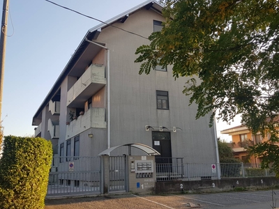 Laboratorio in vendita, Busto Arsizio cinque ponti