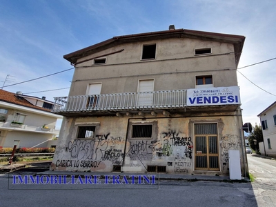 Magazzino in vendita a Sant'Egidio alla Vibrata