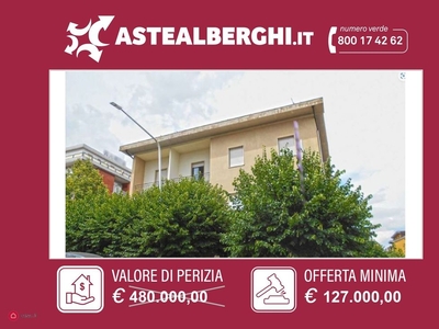 Albergo in Vendita in Via Adige a Chianciano Terme