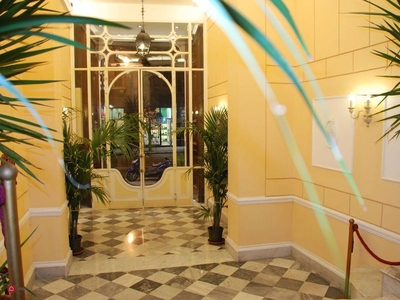 Albergo in Vendita in Via Roma 72 a Palermo