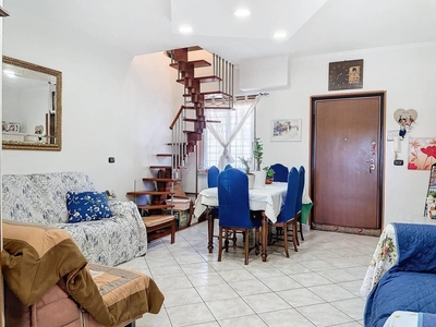 Appartamento in vendita a Fonte Nuova, Santa Lucia