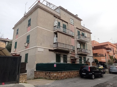 Appartamento in Vendita in Via Alberto Fassini 3 a Roma
