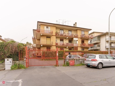 Appartamento in Vendita in Via Alessandro Volta a San Gregorio di Catania