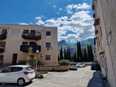Appartamento in Vendita in Via Belmonte Chiavelli 164 A a Palermo